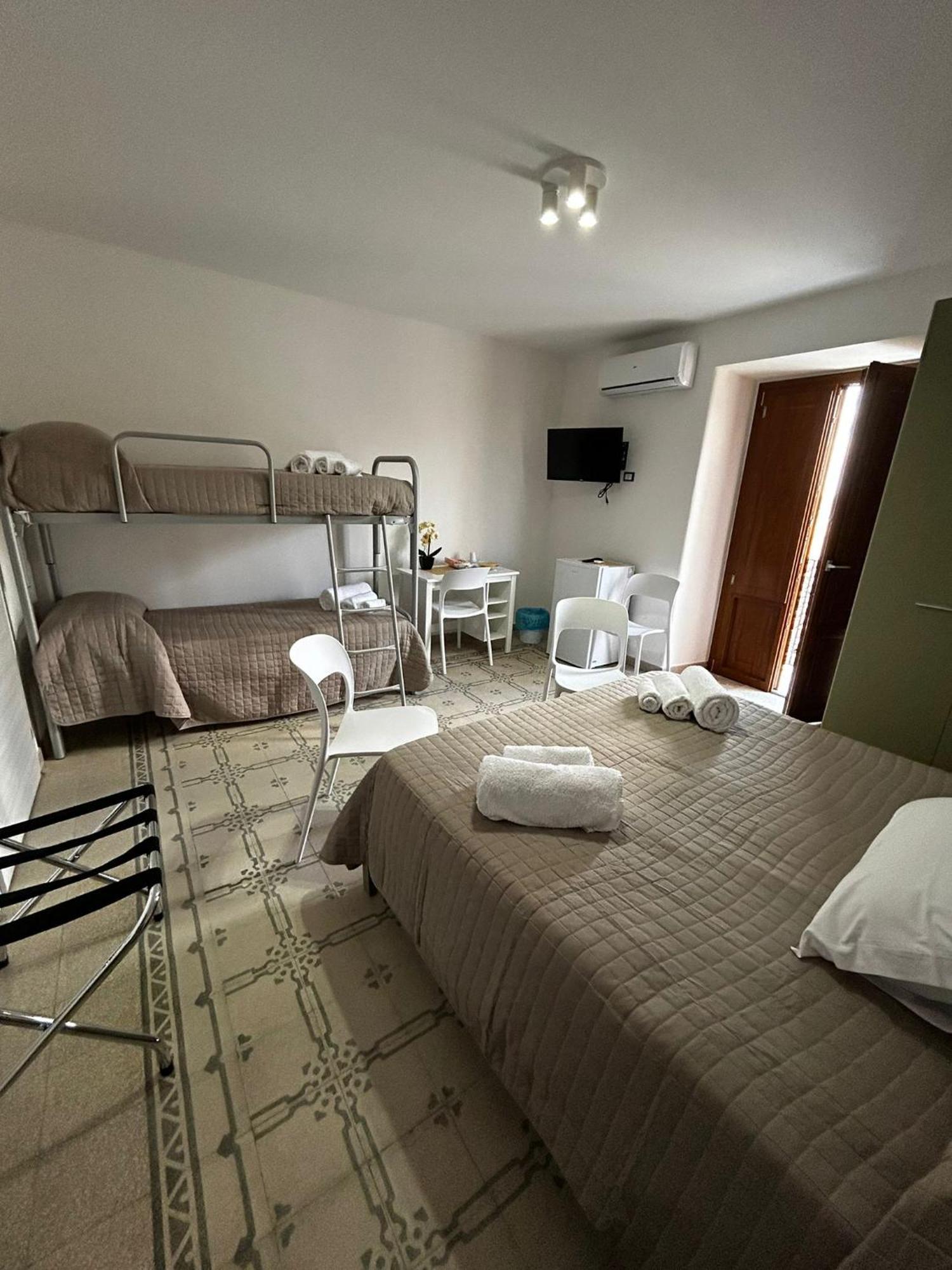 Hotel La Spiga Gangi Zewnętrze zdjęcie